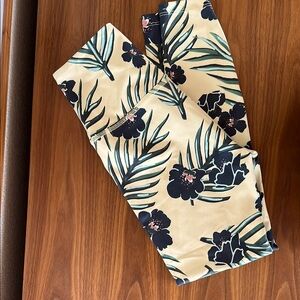 Beyond yoga leggings size small